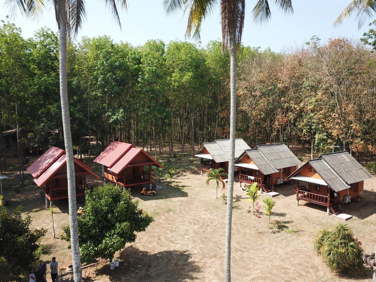 Mr Bao Homestay & Bungalows ヤオノイ島 エクステリア 写真