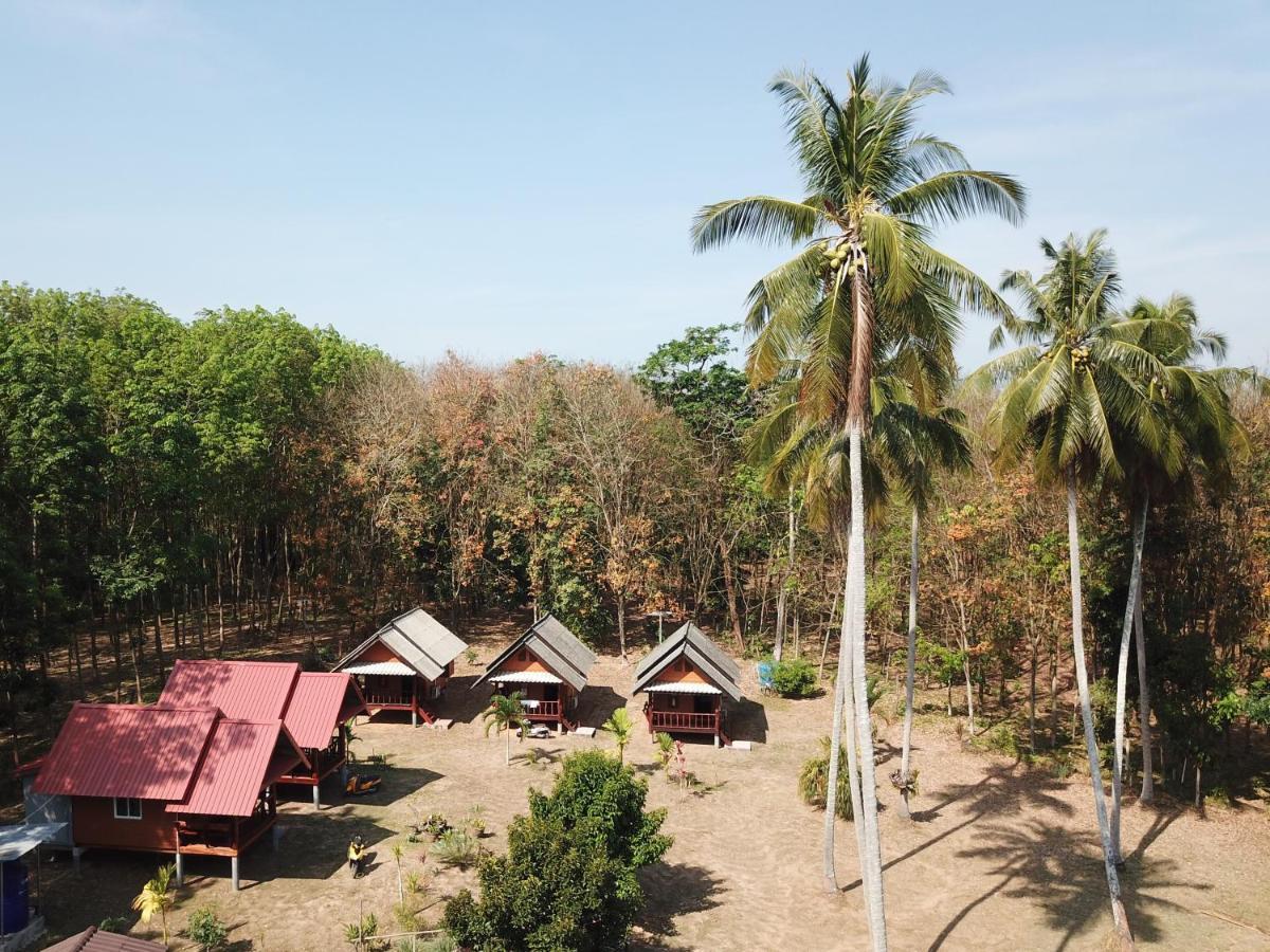 Mr Bao Homestay & Bungalows ヤオノイ島 エクステリア 写真