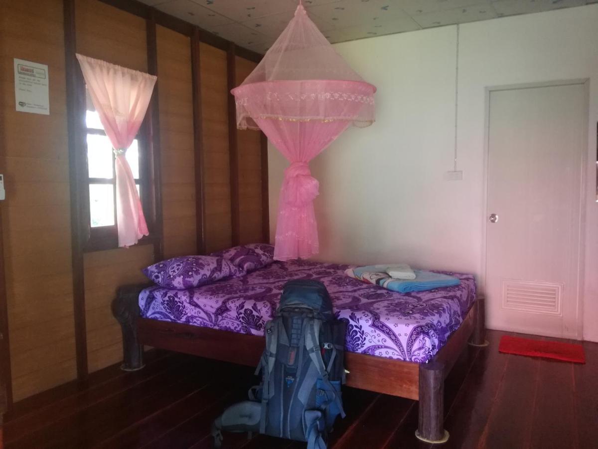 Mr Bao Homestay & Bungalows ヤオノイ島 エクステリア 写真