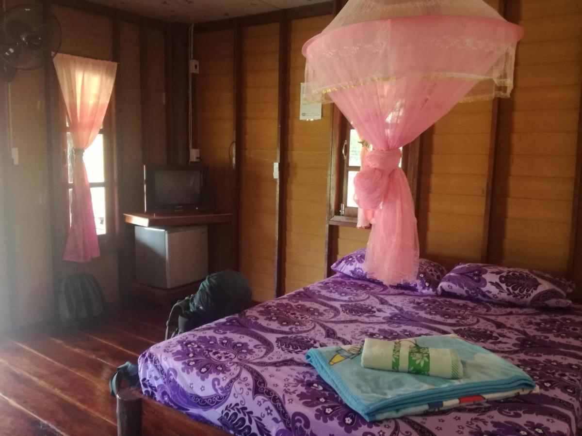 Mr Bao Homestay & Bungalows ヤオノイ島 エクステリア 写真