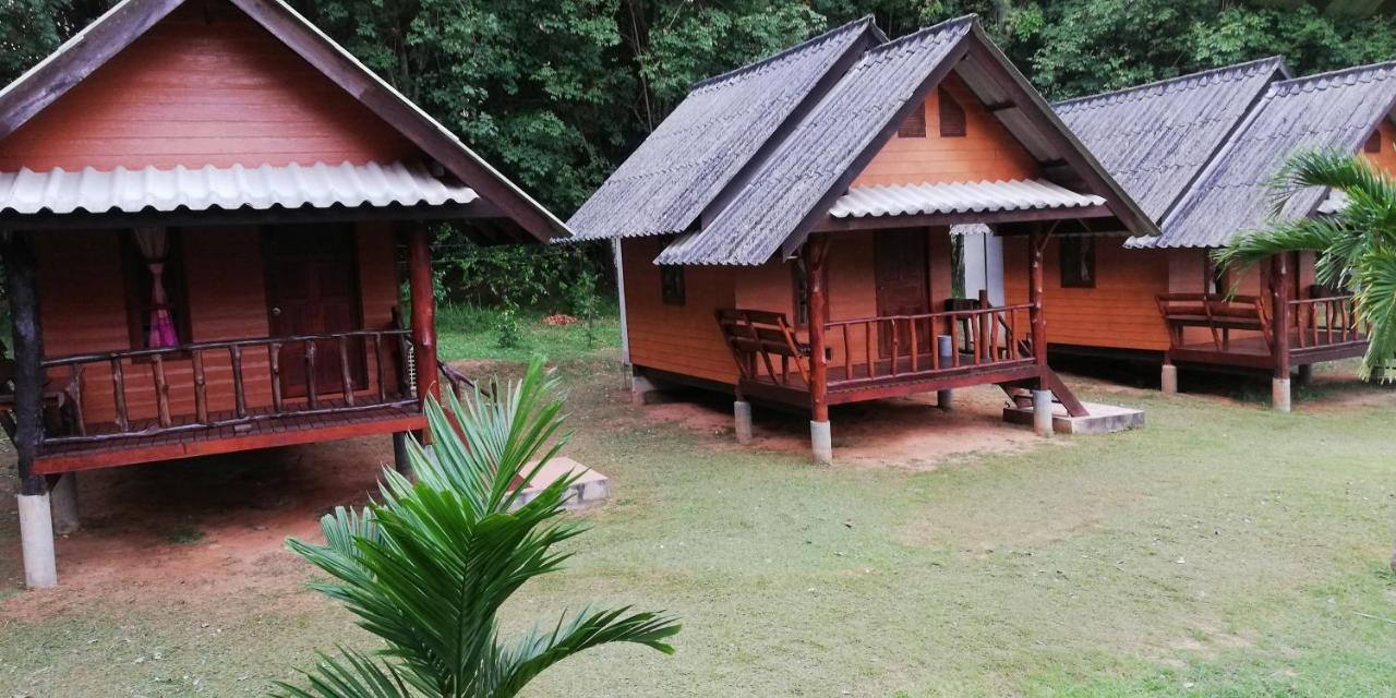 Mr Bao Homestay & Bungalows ヤオノイ島 エクステリア 写真